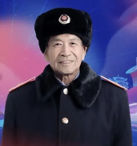 六旬坚守，“义务理发师”续写雷锋故事