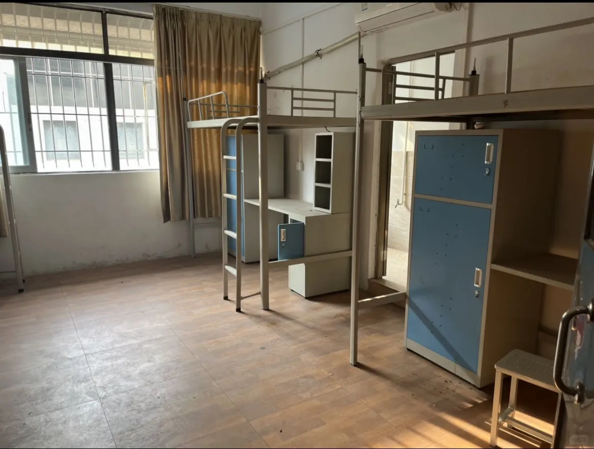 广东江门化妆瓶子厂 月薪5500-7000江