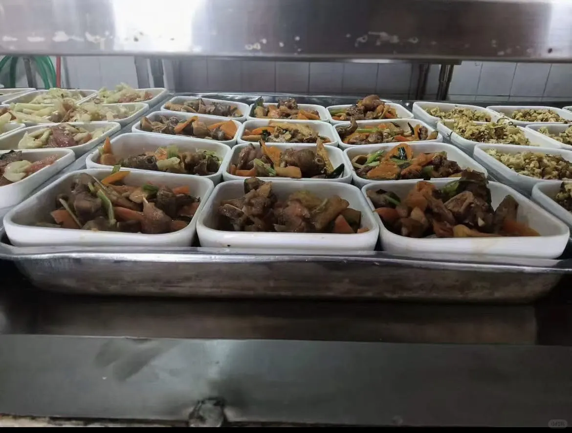 广东江门化妆瓶子厂 月薪5500-7000江