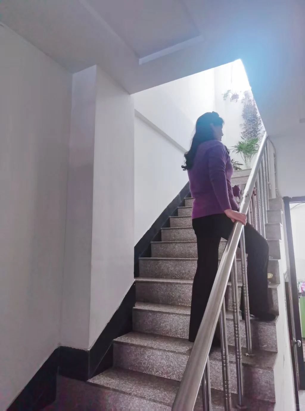 60岁阿姨送给女孩们的1段话：