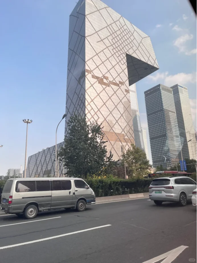 不是姐妹，国企找工作可不是在boss上啊……