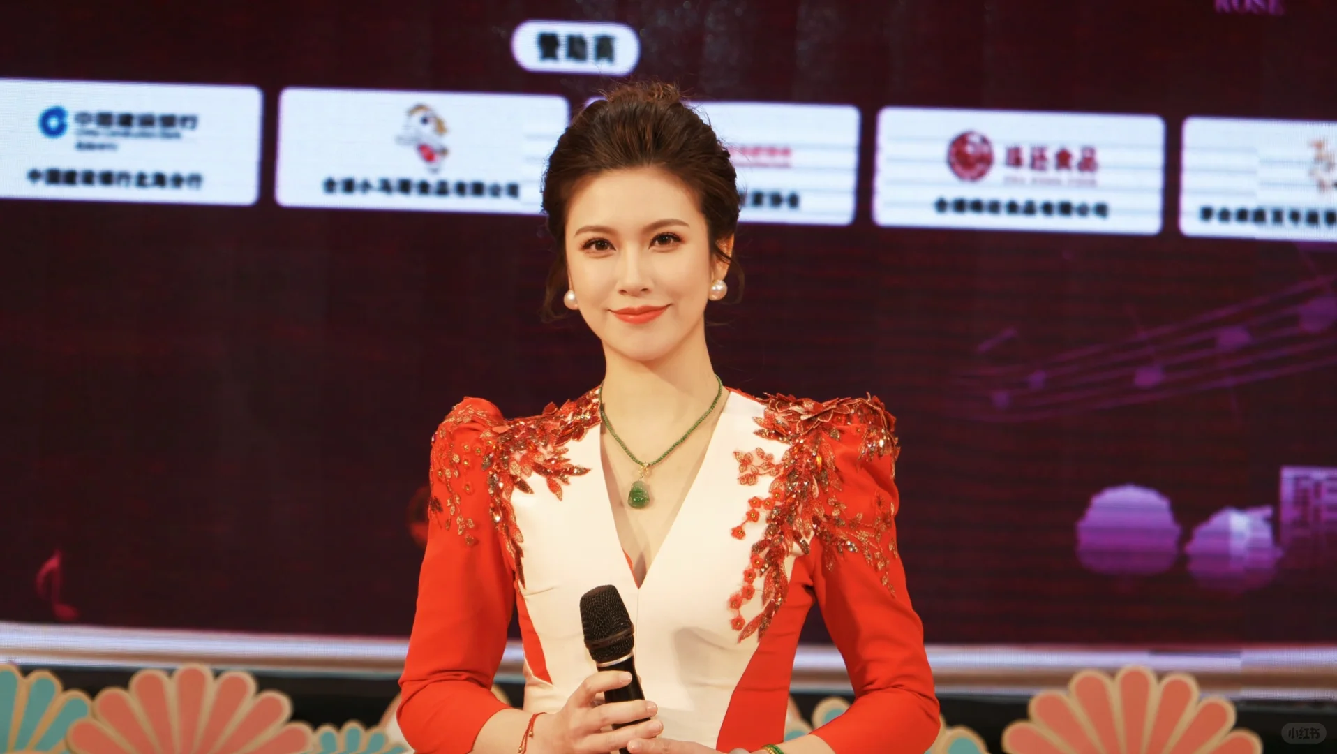 30+ 县融媒女主播 改记者搬摄像机日常