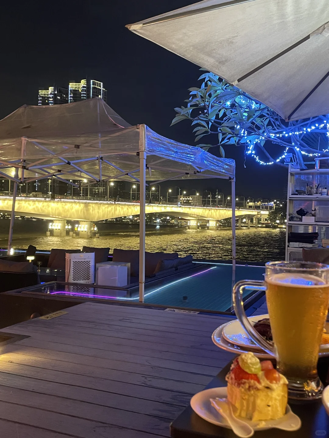 招主播啦！开迈巴赫接你那种，其他就别管了