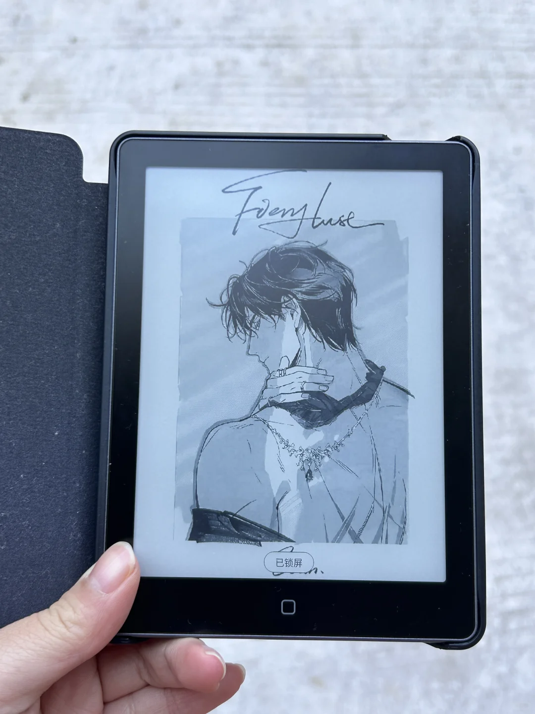 电纸书到啦！换上埃文哥^_^