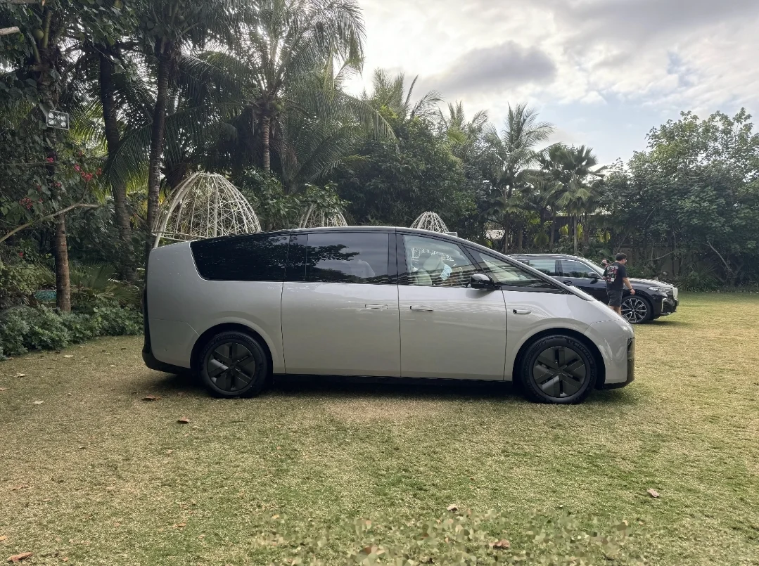 招司机🚗董事长商务司机