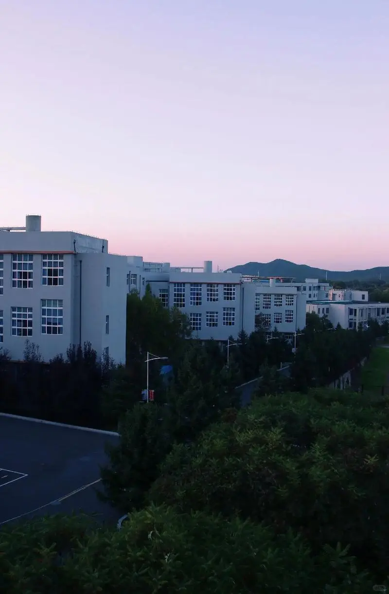 欢迎报考北华大学！！