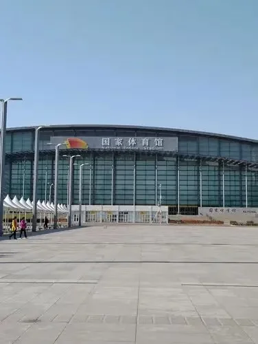 某省体育橘 办公室文员