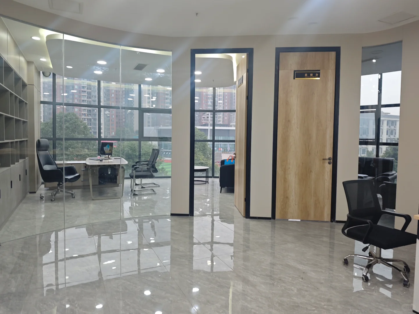 老板直招 朝十晚五 周末双休