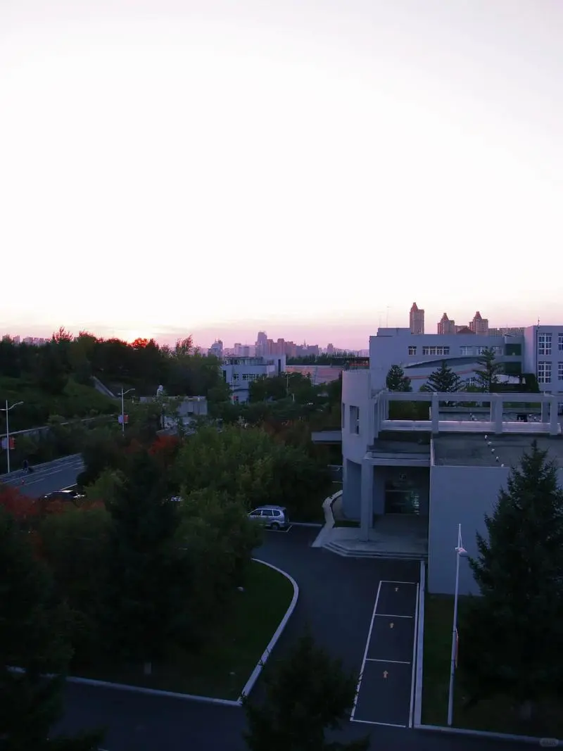 欢迎报考北华大学！！