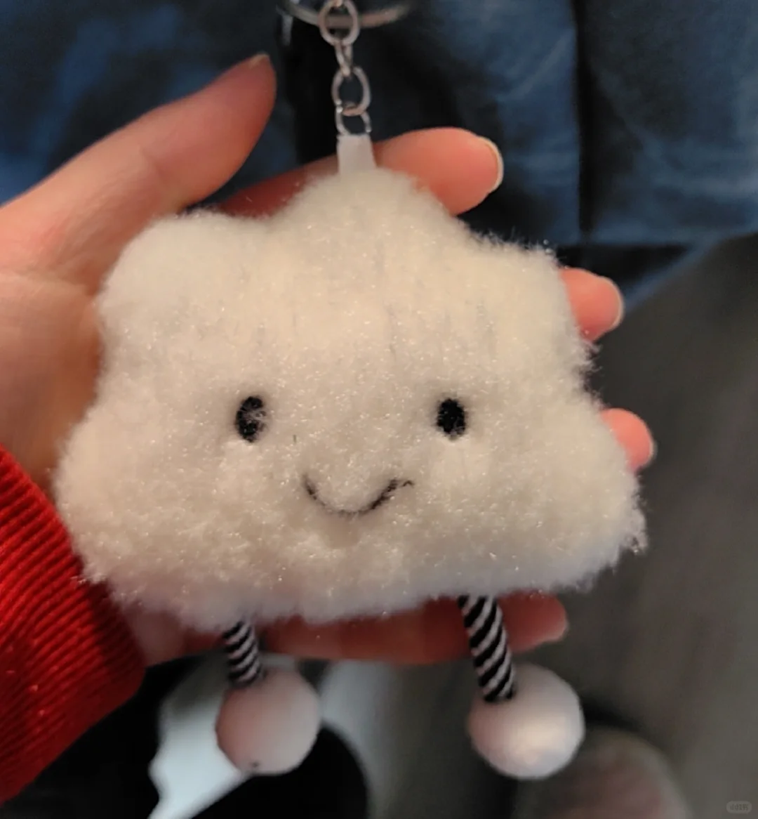 想问下武汉的法院的书记员情况