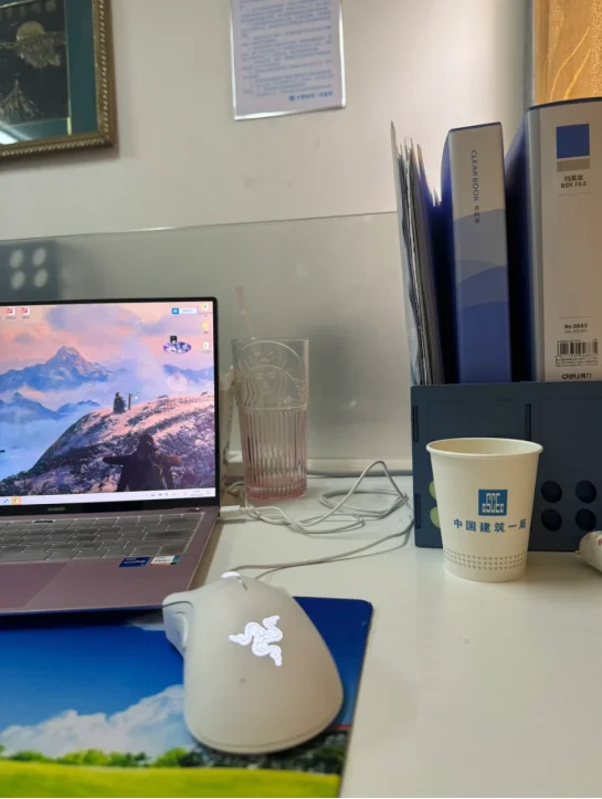 不是，国企找工作根本用的就不是bOsS啊。。