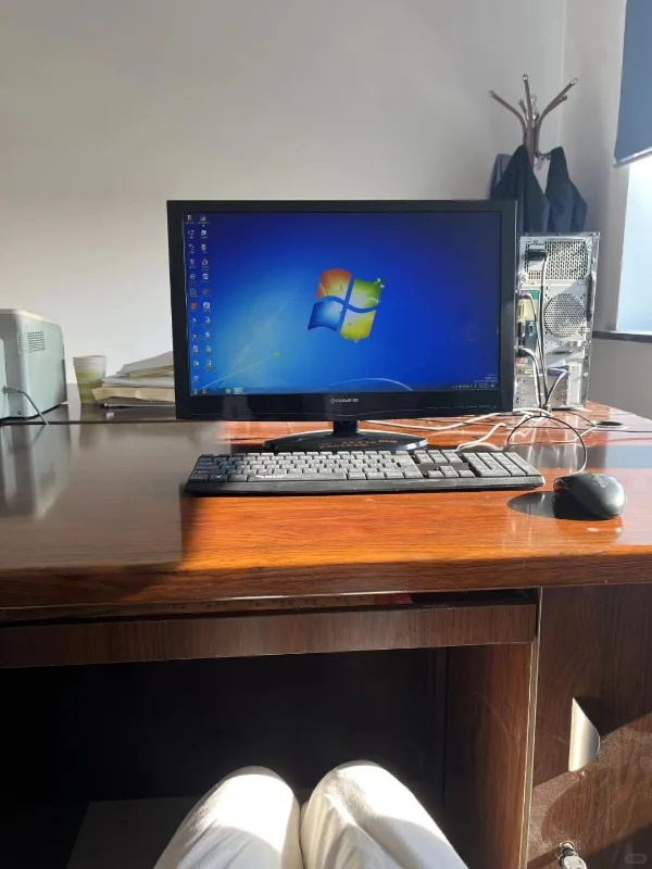 感觉上岸卫健委才是一个医学生最好的出路！