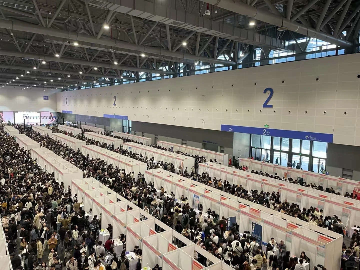 杭州招聘会，人也太多了