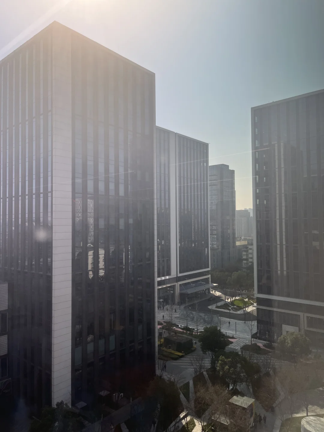 今天面试了一个女生，想当场就发offer