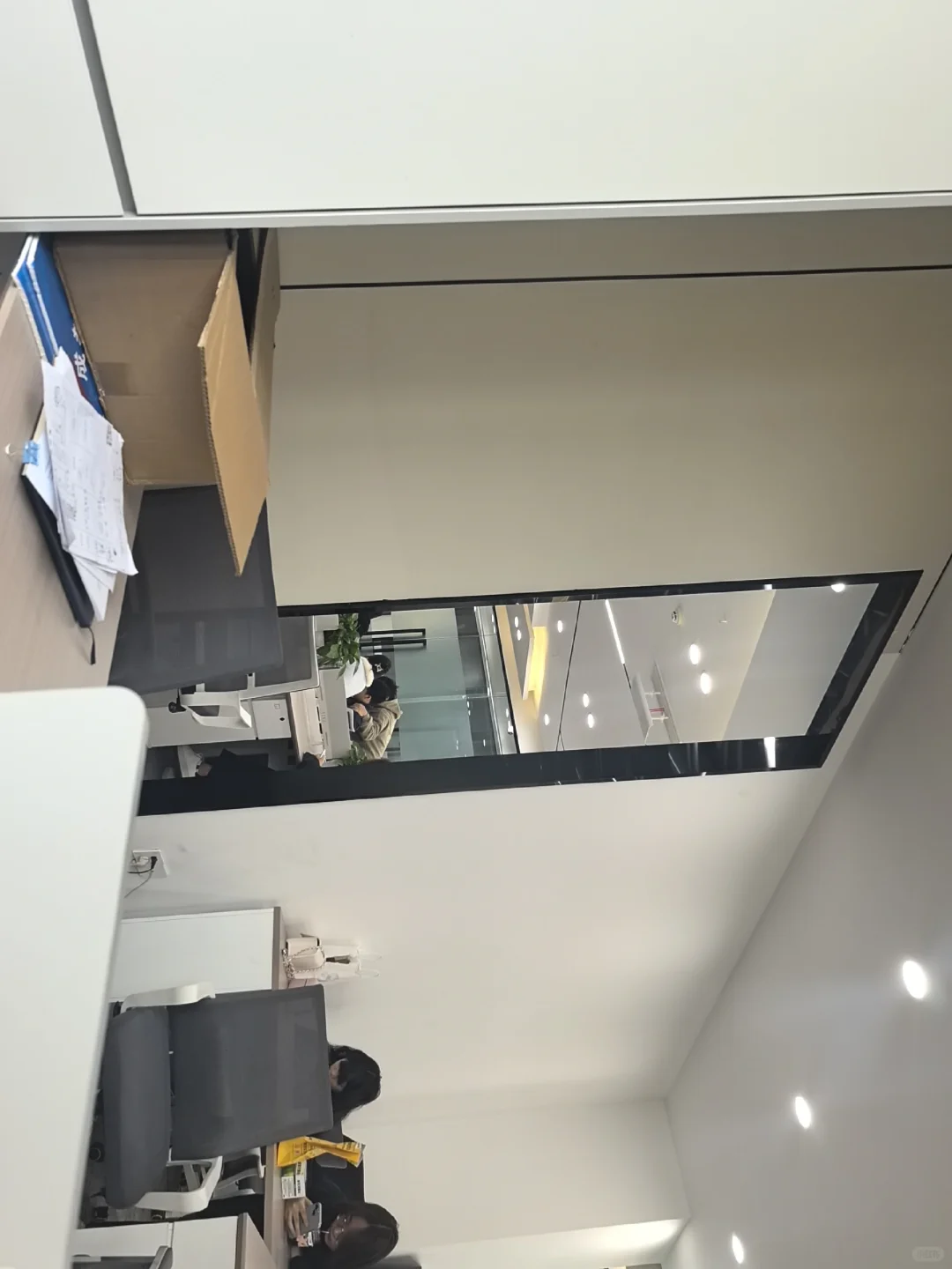 办公室人事招聘！保底四千 超轻松