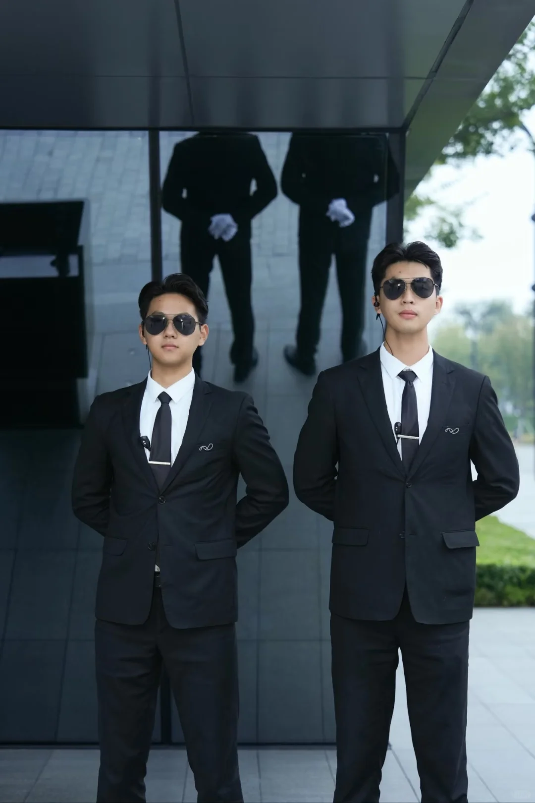 招聘保安350一天