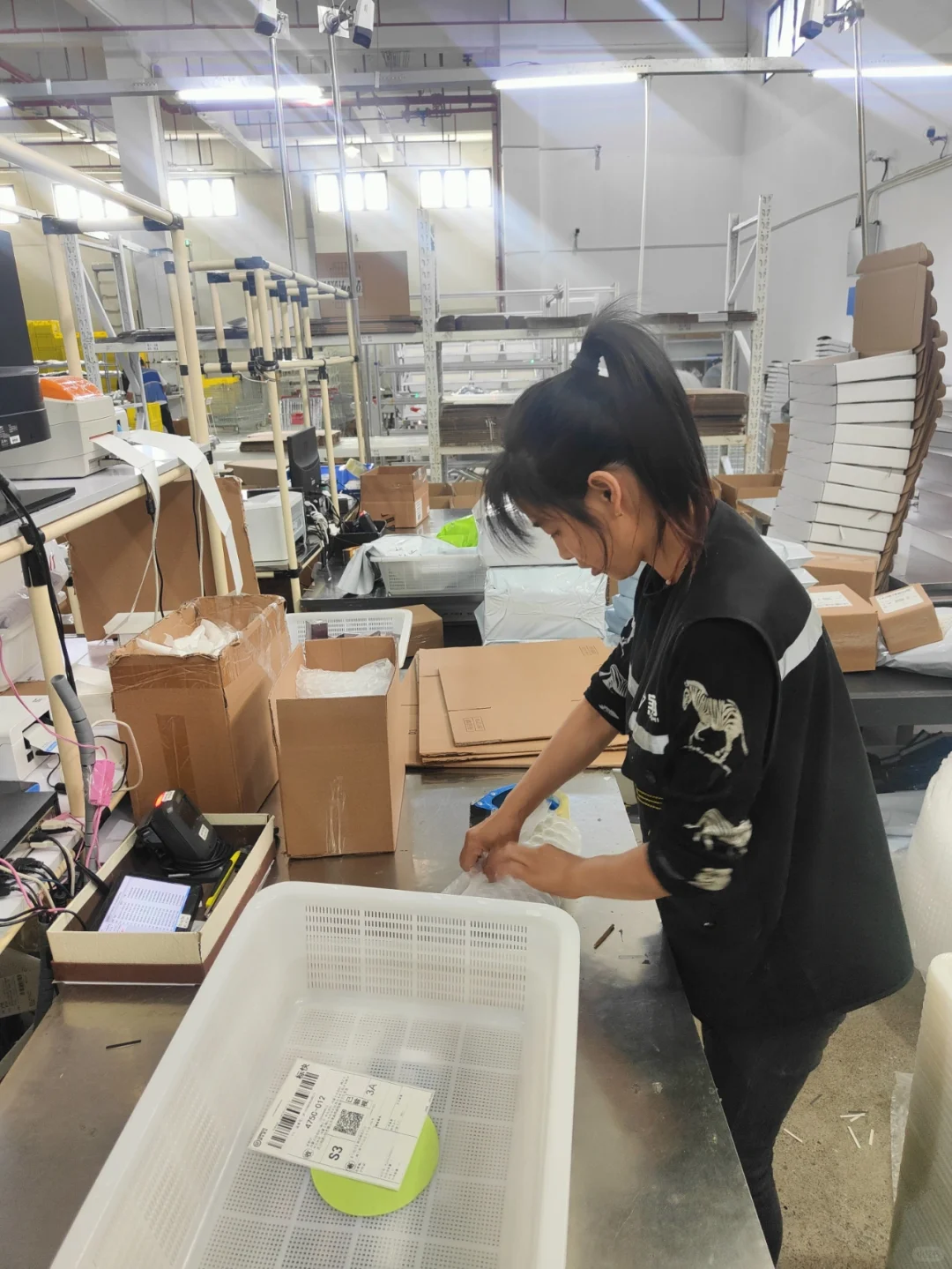 招聘:早8点30到下午5点30，打包工。