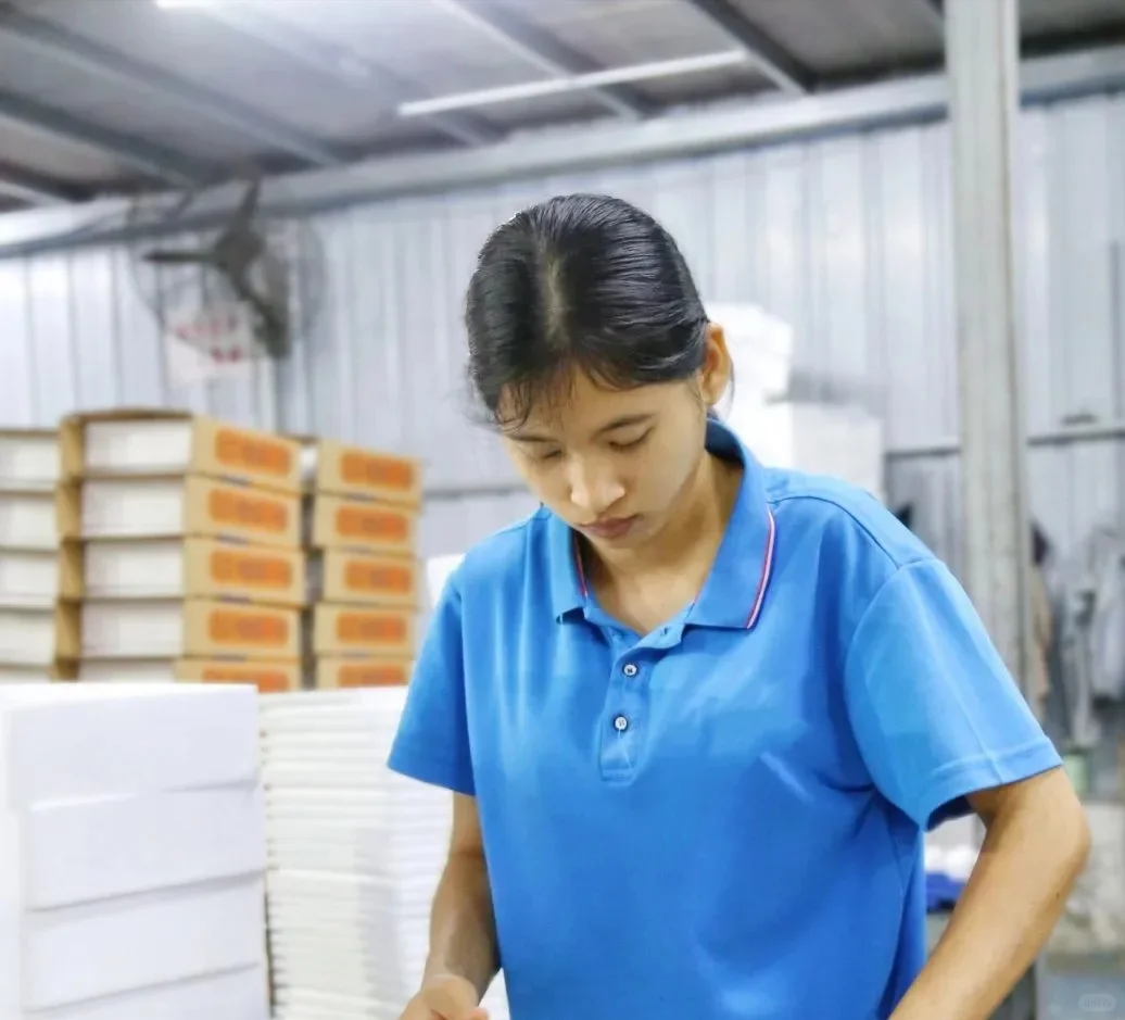 招聘:早8点30到下午5点30，打包工。