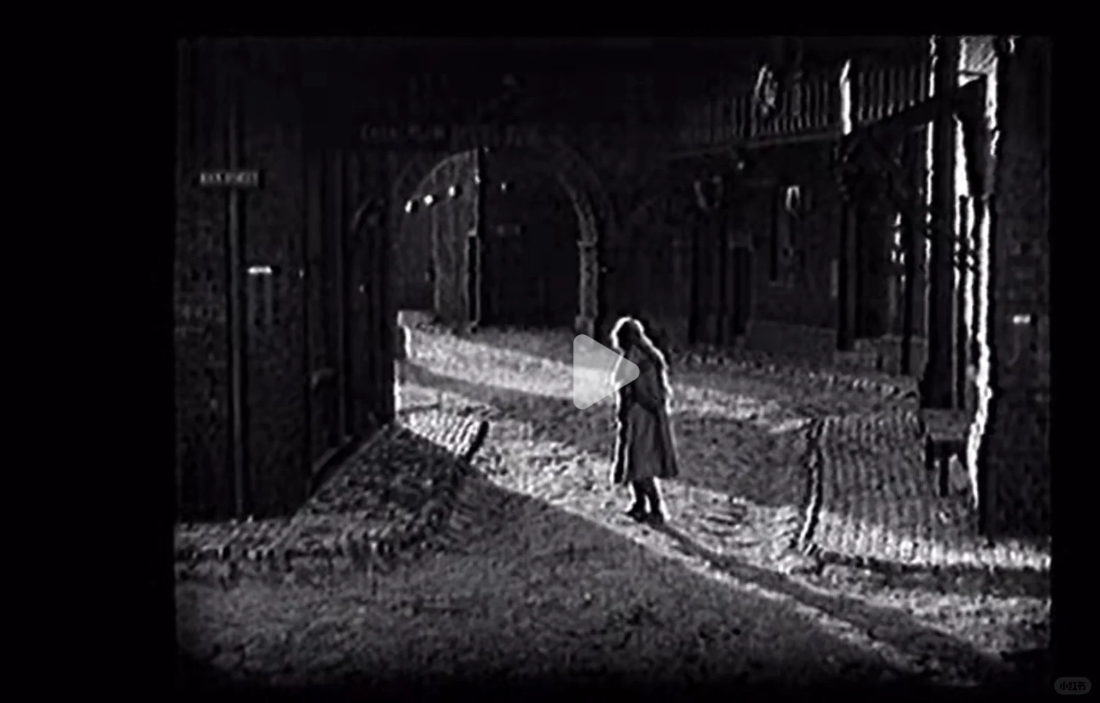 招聘启事，专聘中文系女生，最后一页全招聘