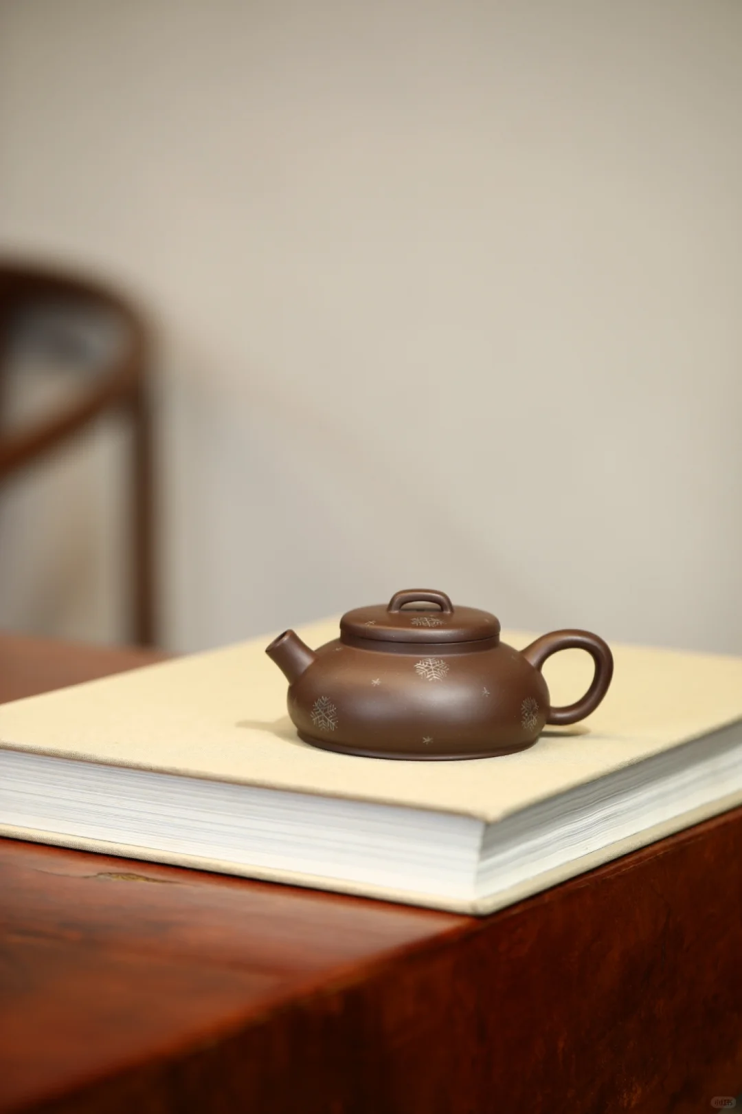 什么是“大红袍”泥？所谓“大红袍”泥，可