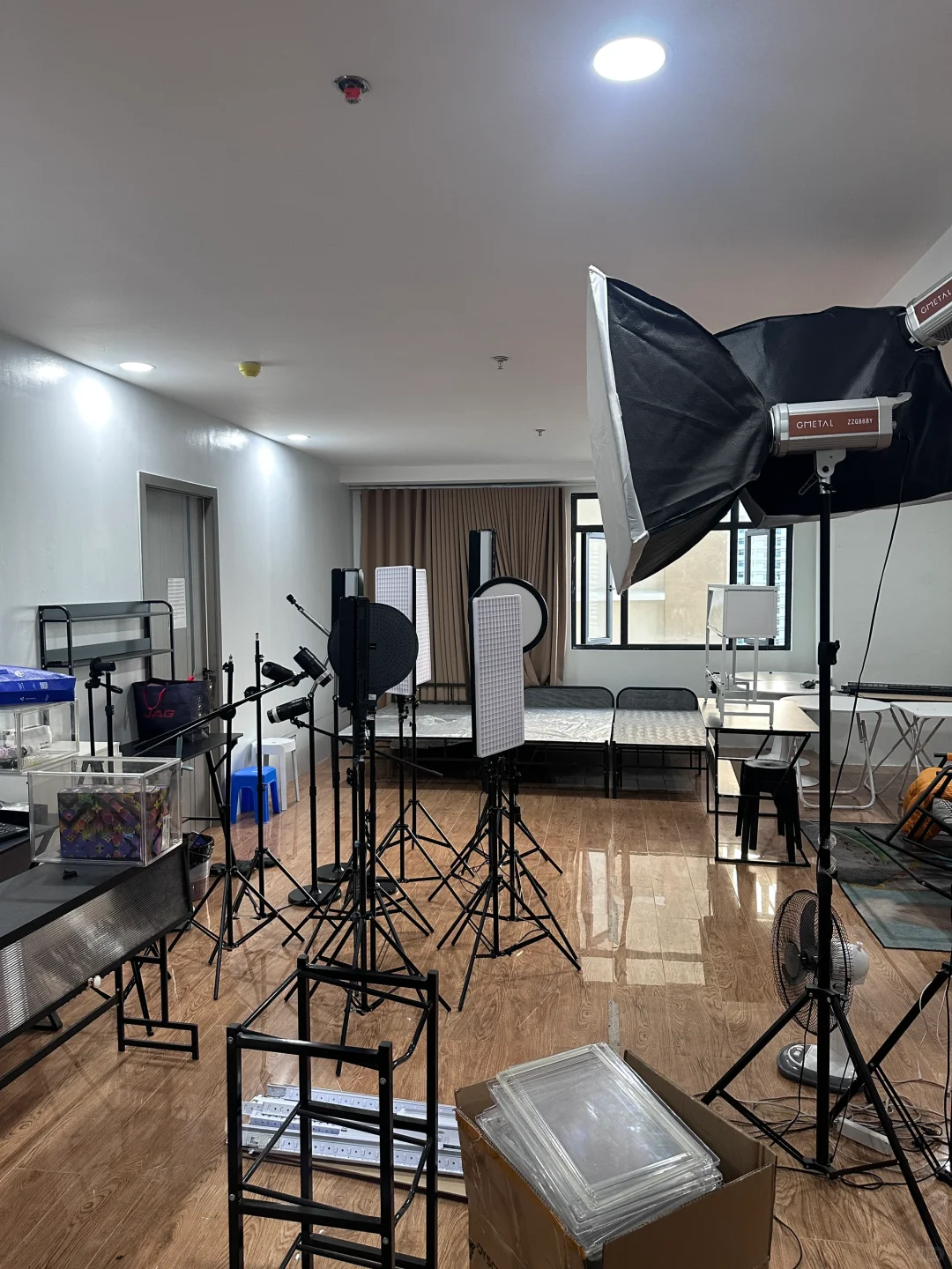 02年女大开公司招不到人