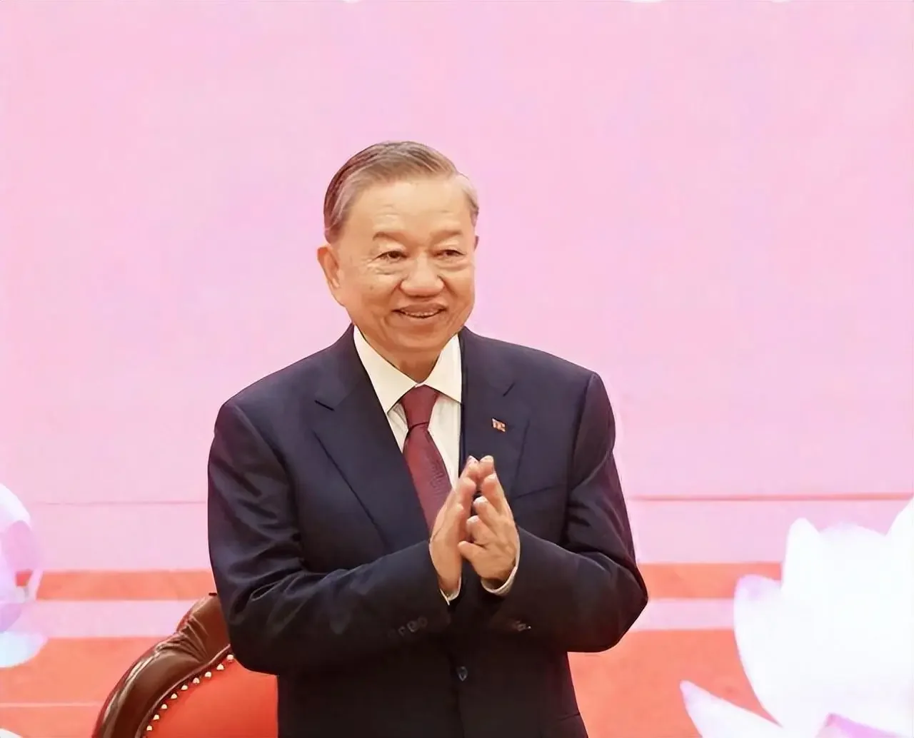 越南确定省乡两级政府，取消县级