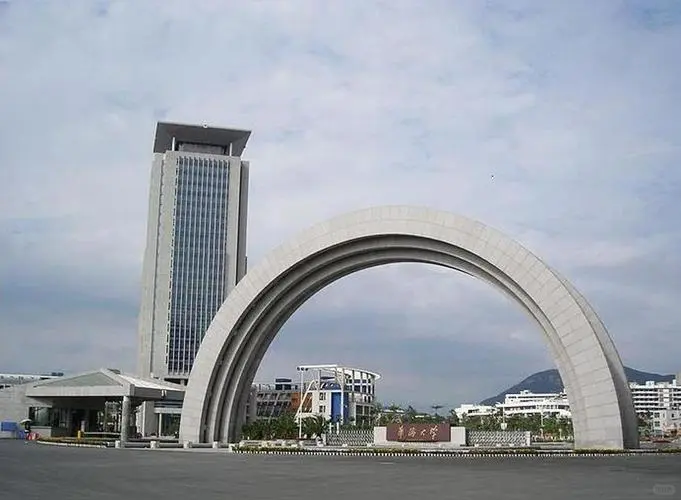 华侨大学，招聘实验技术人员，纳入长聘管理