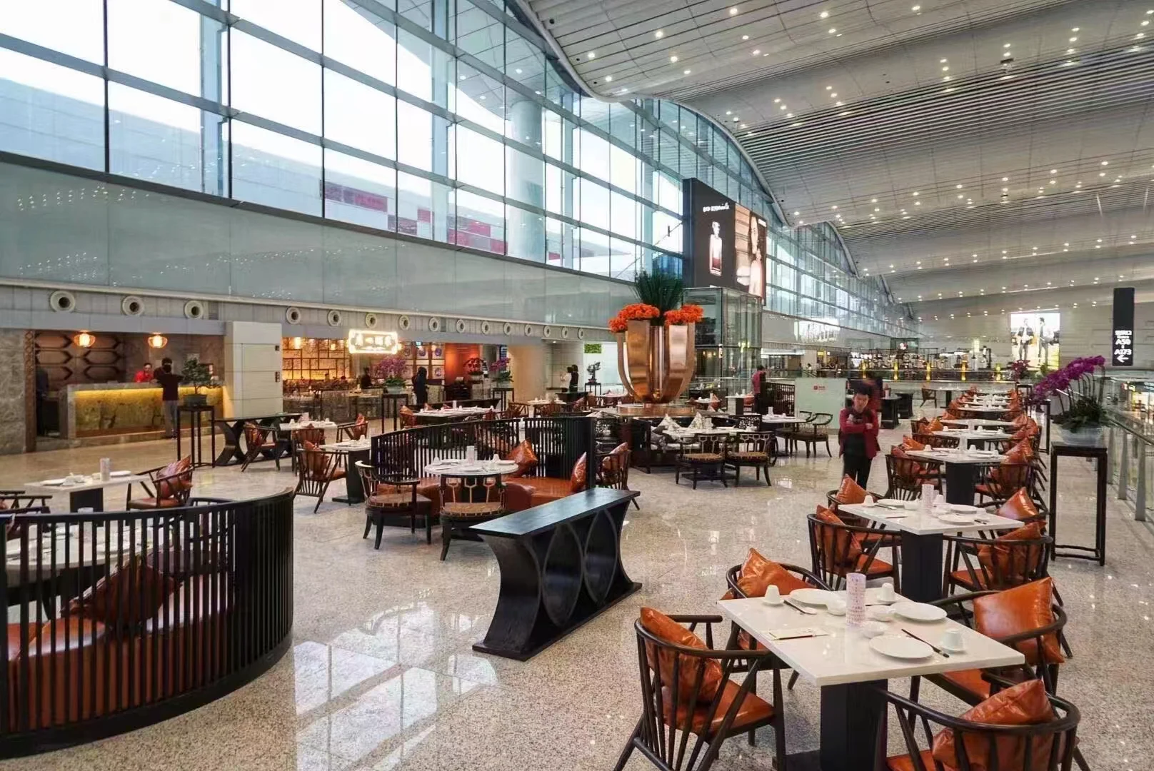 上市国企酒楼急聘服务员等岗位