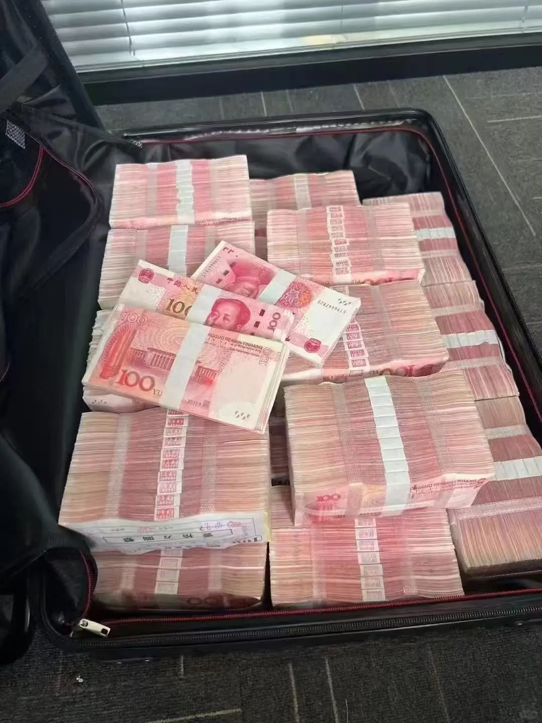 这是一条招聘信息哦