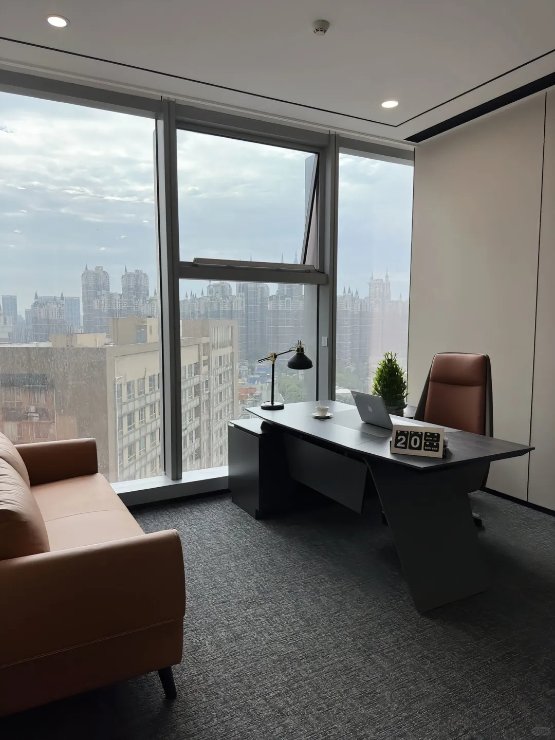 泰州招人咯 双休 五险一金 月薪过万