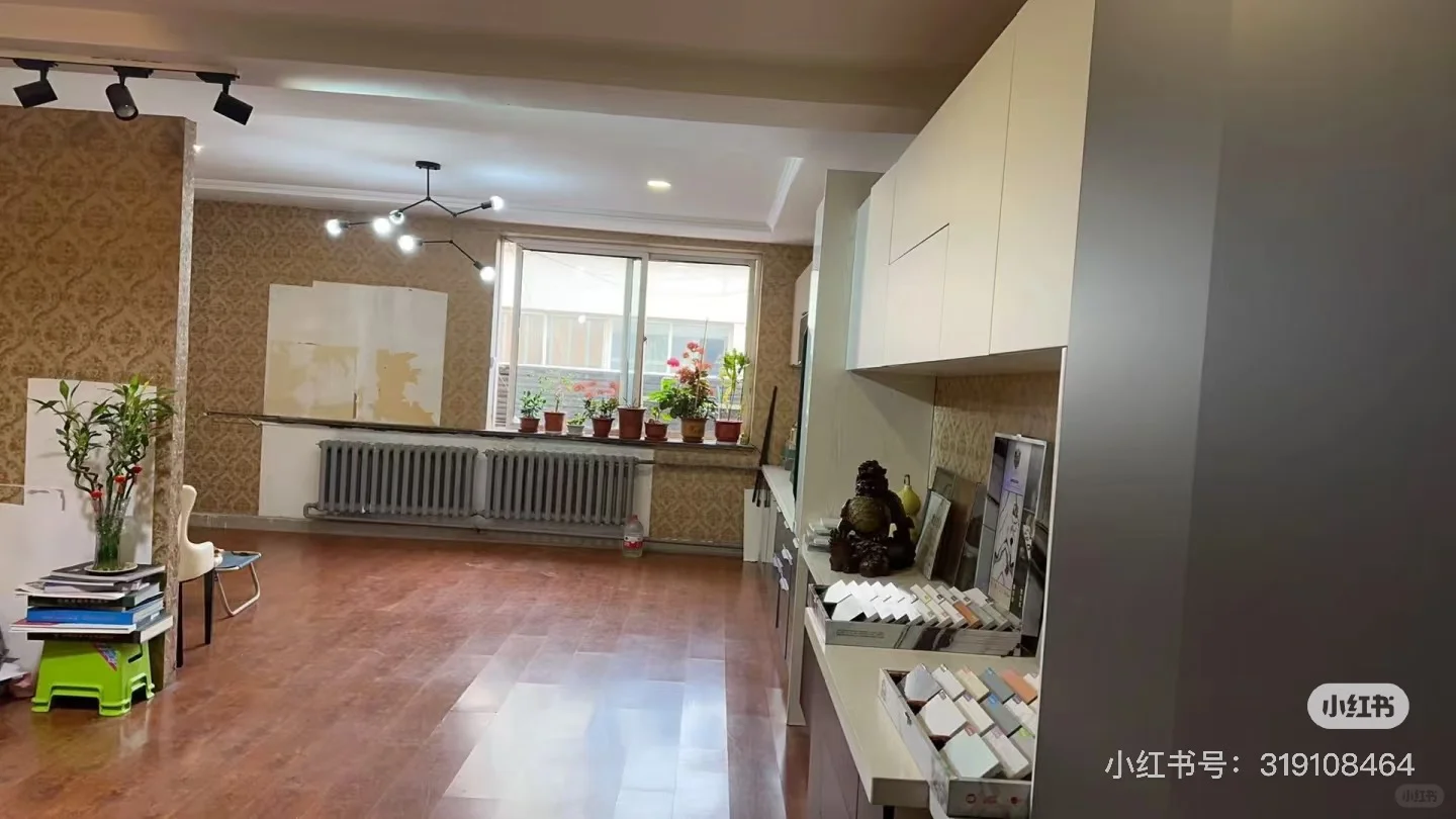 金荣建材城底店二楼招租，期待您的加入～