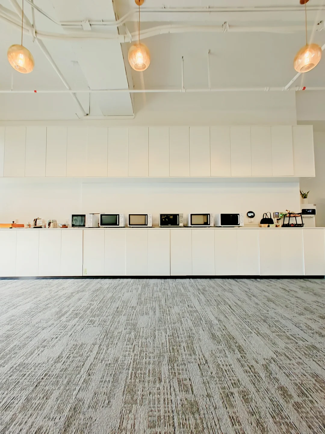 📮听说在这里发招聘比较快！