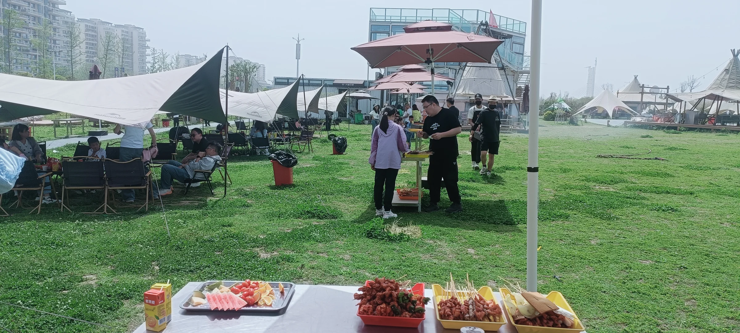 公司招人了！双休！节假日休息福利待遇好！