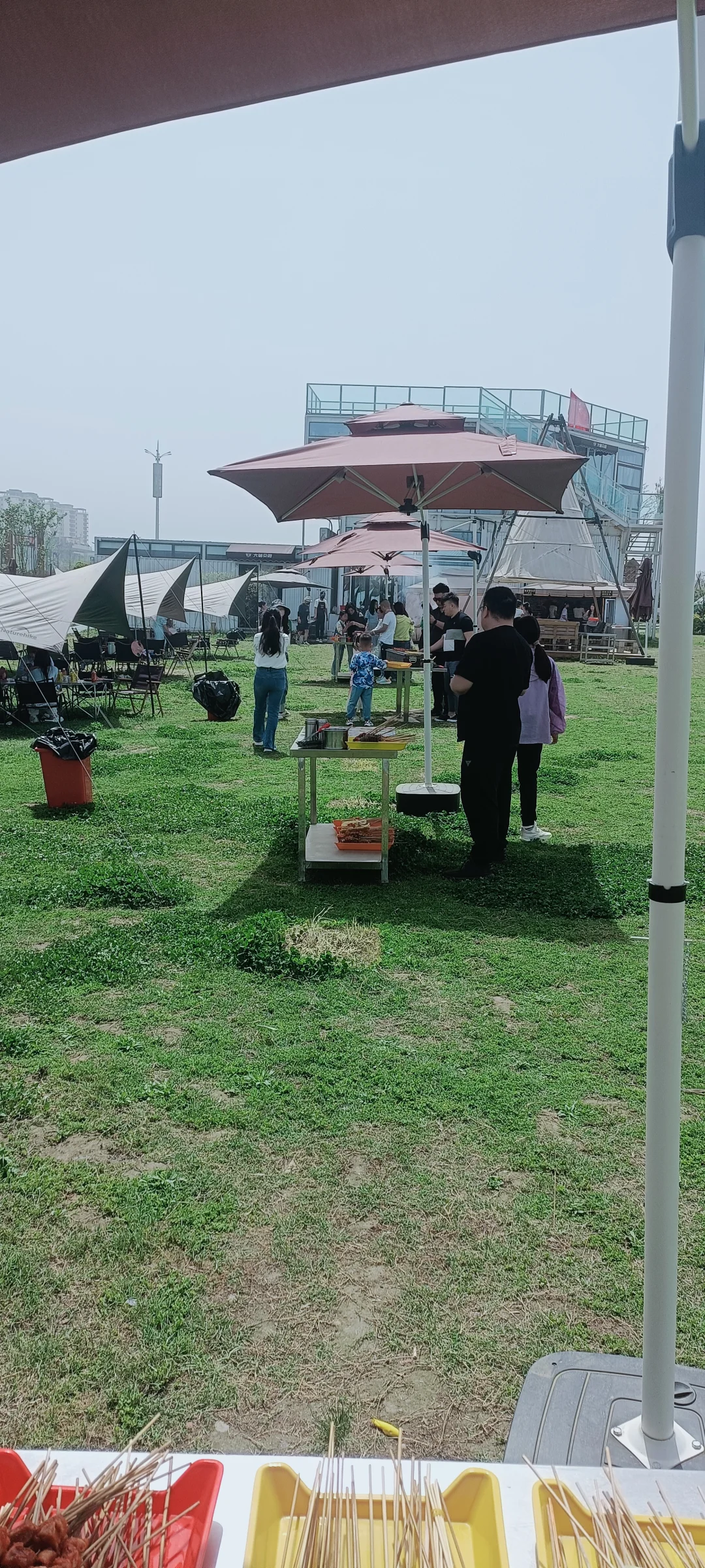 公司招人了！双休！节假日休息福利待遇好！