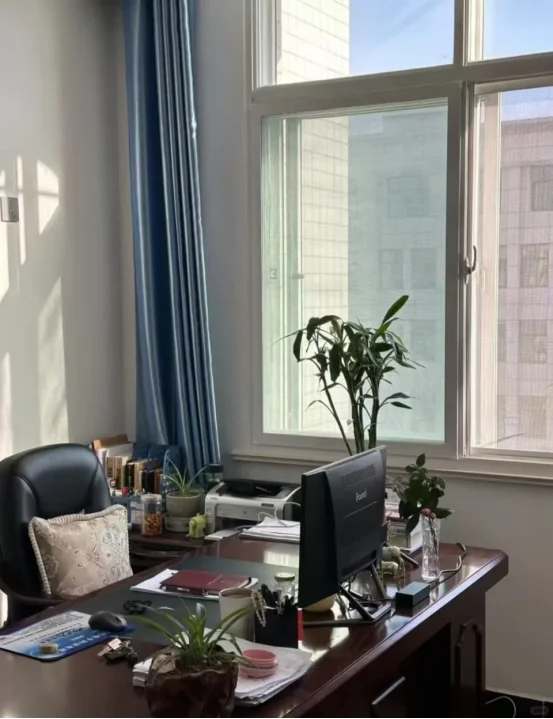 早知道国企这么容易进,我还费啥劲考公啊