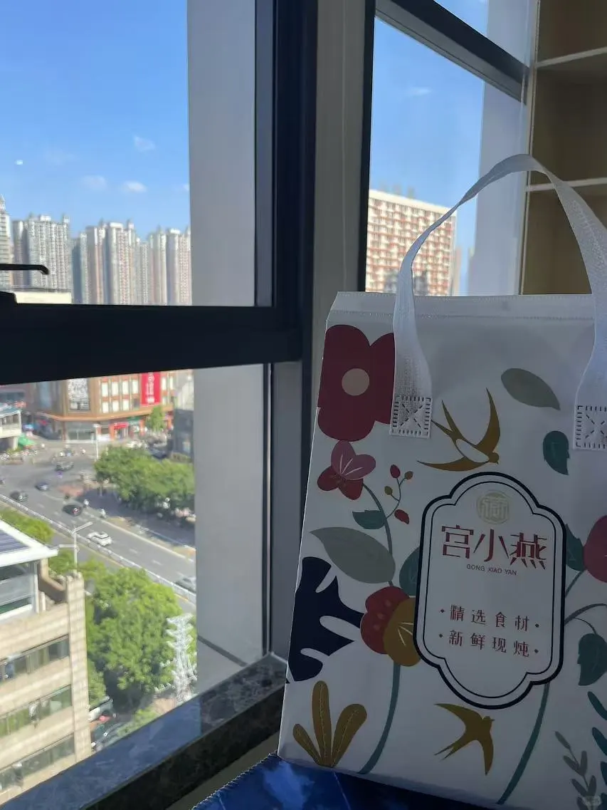 诚聘一名能独当一面的助理