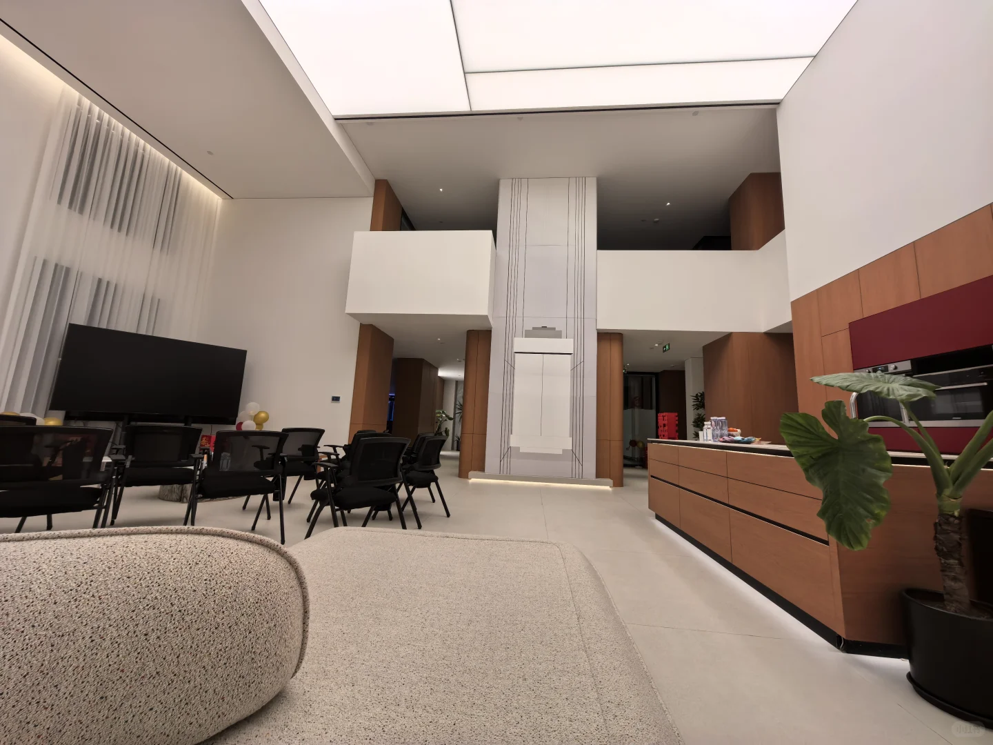 找工作的小伙伴看过来啦~入股不亏