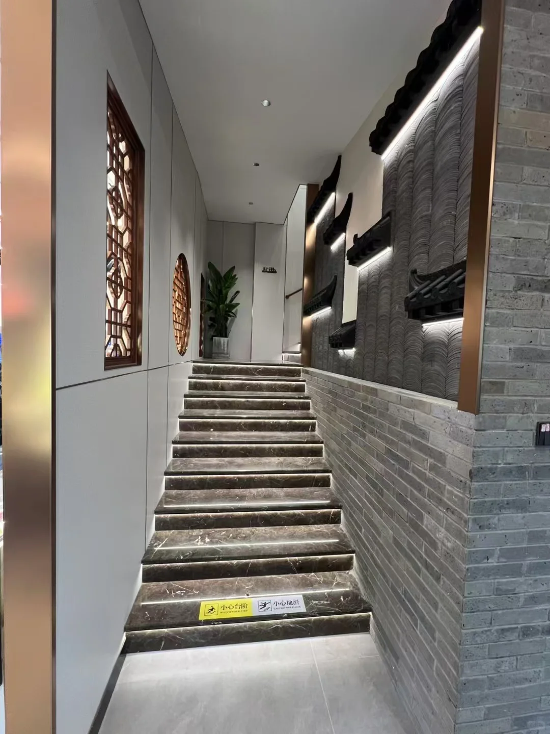 招聘餐饮服务员