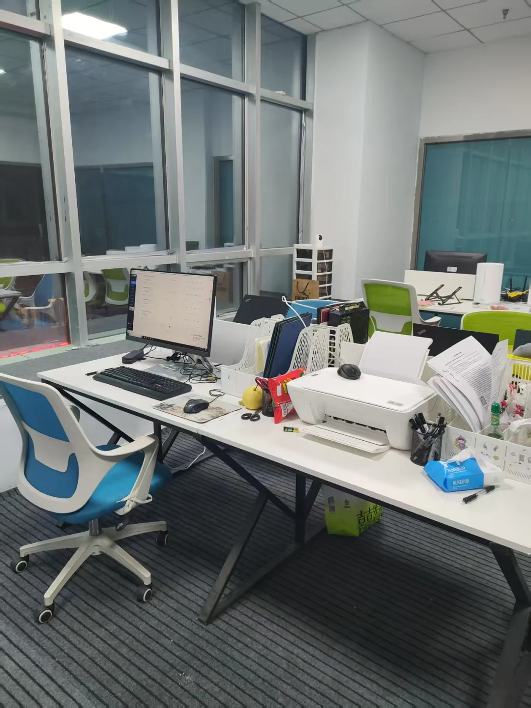 挑战、00后在张家口开一家公司