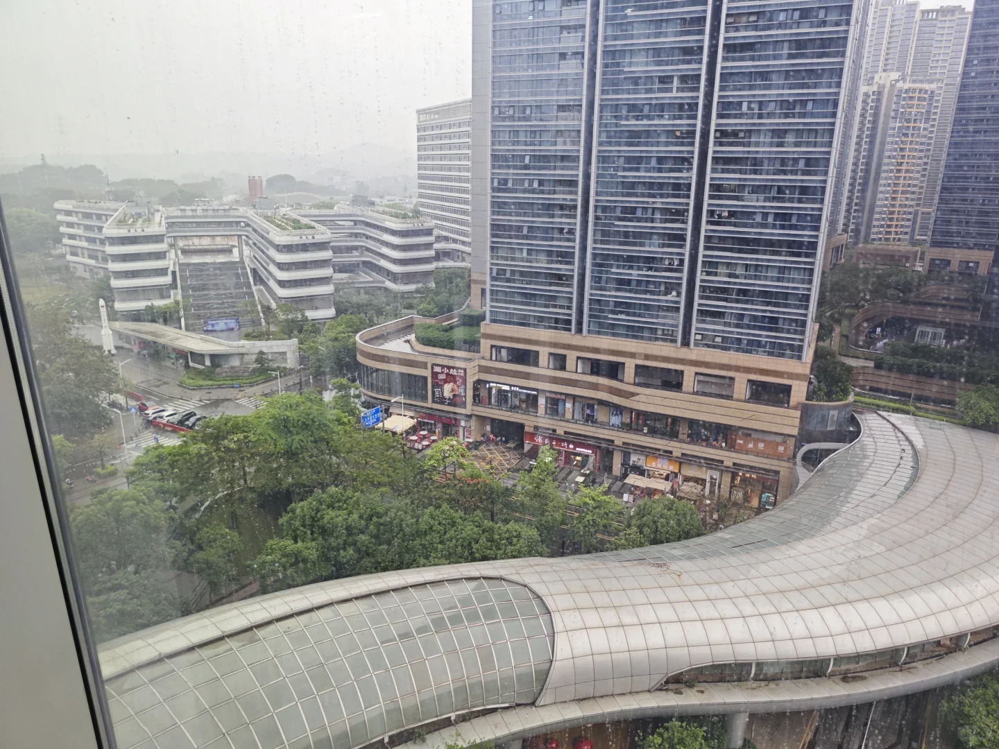 深圳初创公司岗位多多，51过后开业，包住宿