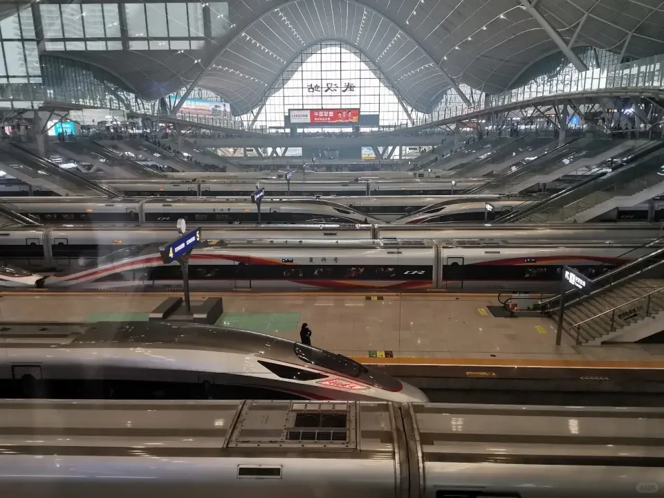 武汉局忙不过来啦!看一下招聘信息!