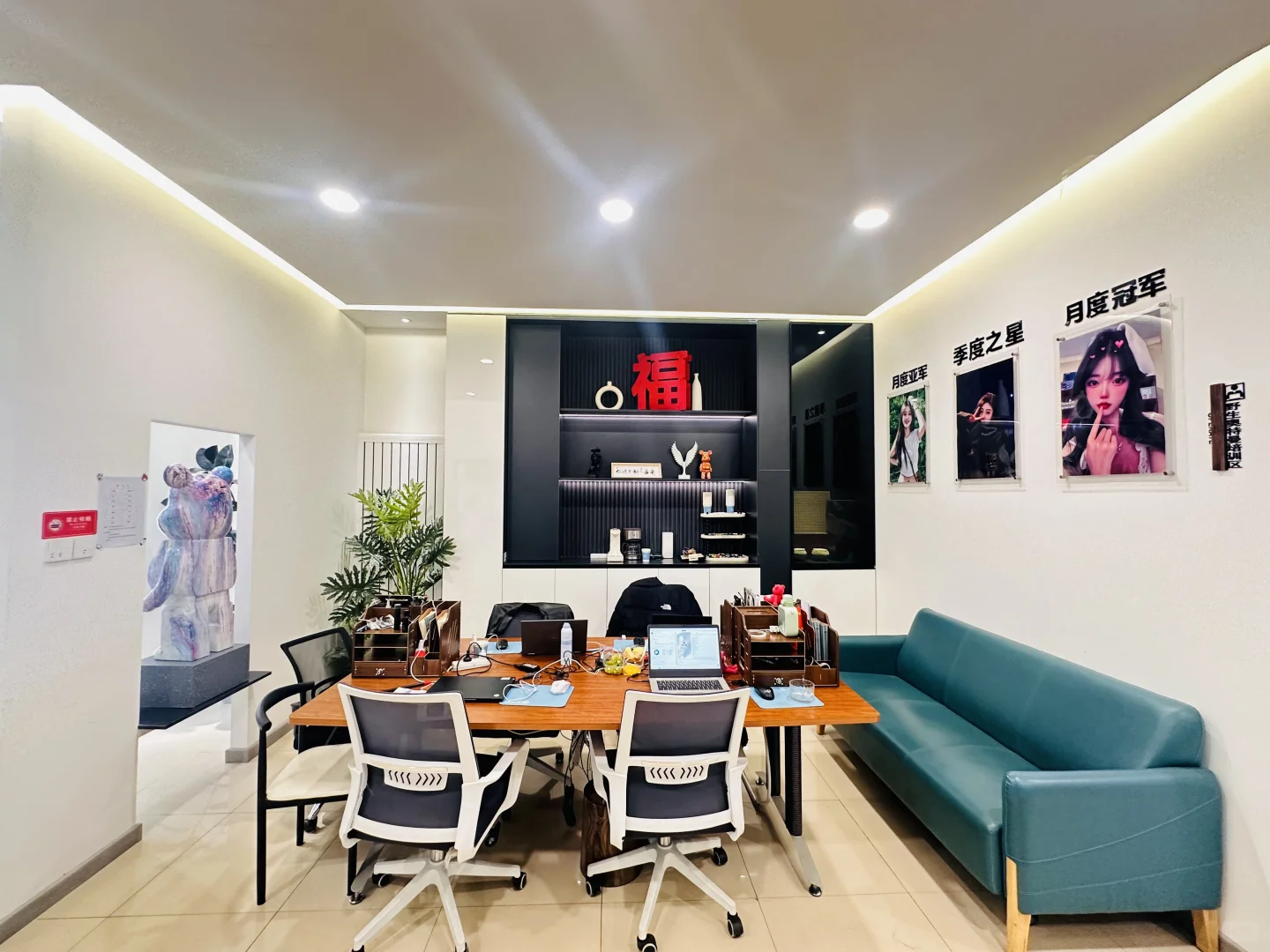 回民区招人事、运营经验不限，工作轻松😄