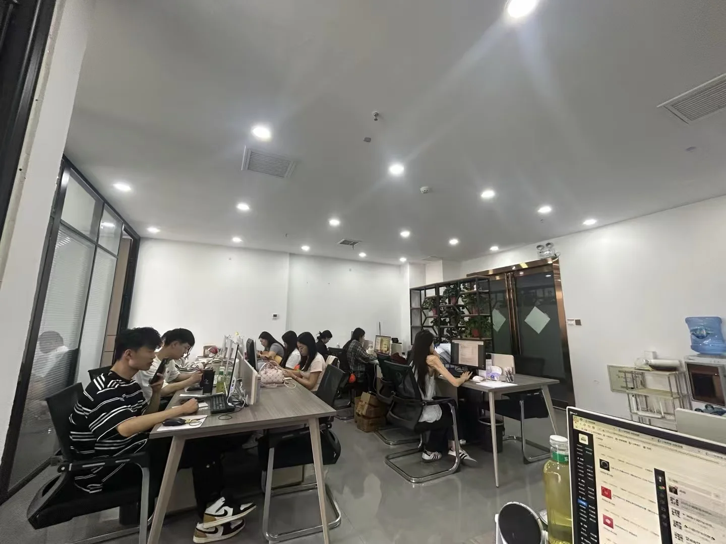 郑州招聘工作轻松氛围愉悦