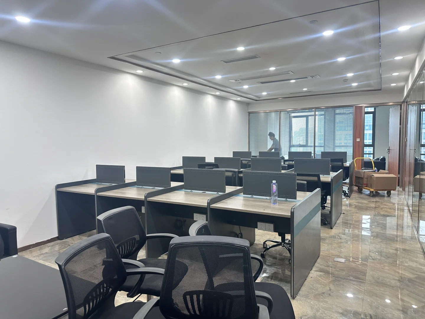 缺人啊，禅城有需要找工作的吗？