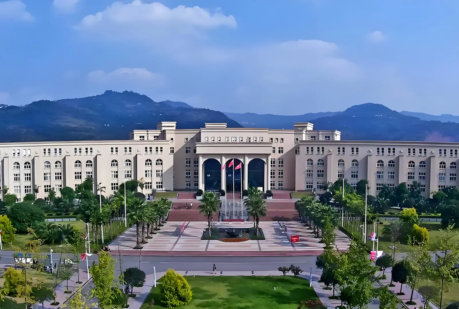 四川文理学院6月招聘人才46人