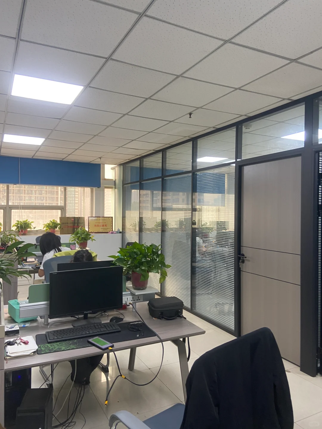 金水区沙门办公室文员，八个点，管理自由