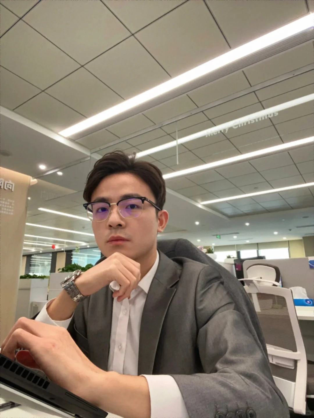 真心建议大家冲一冲新兴职业，工资高不内卷