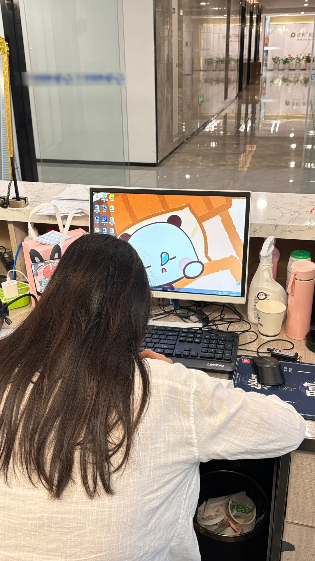 保底5k的不加班双休工作是谁在干