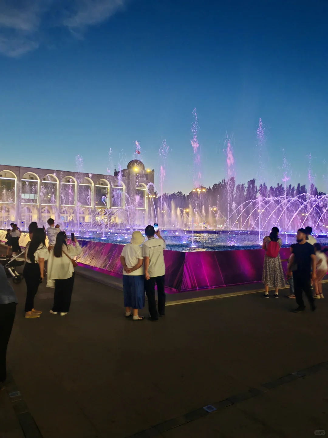 医疗圈大地震!501名医护被清退,时代淘汰你