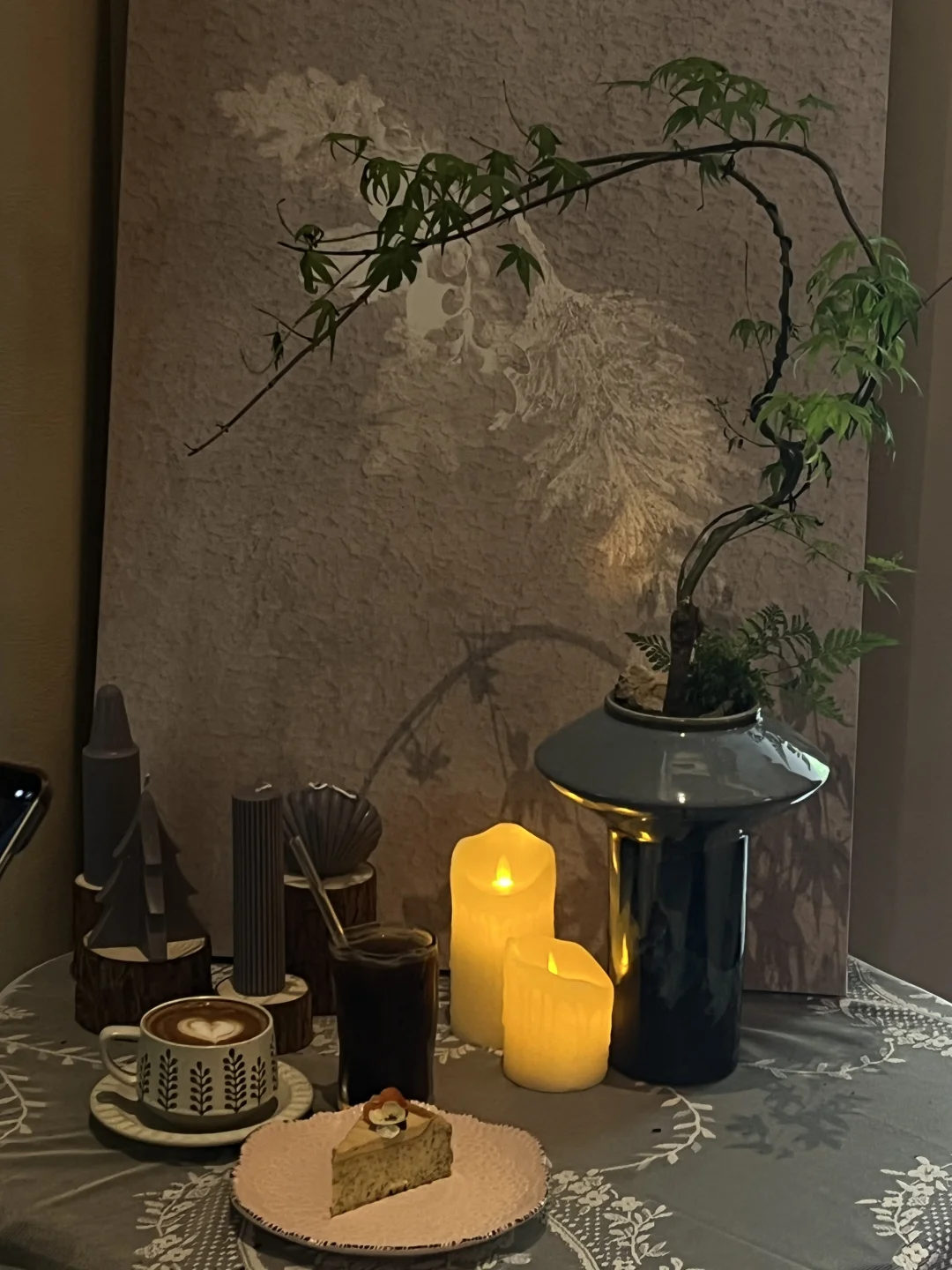 招聘两位男管家（需有经验）